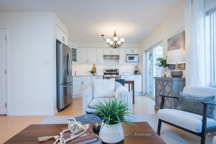 Photo 9 at 698 Edwards Avenue W, BE Beaty, Milton