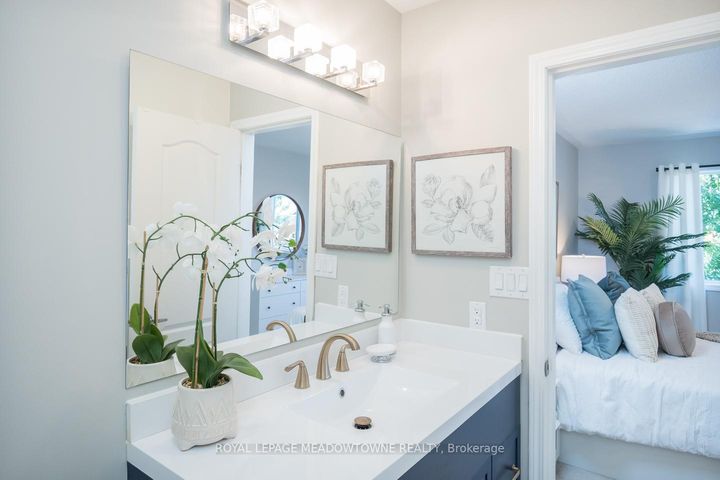 Photo 17 at 698 Edwards Avenue W, BE Beaty, Milton