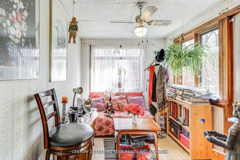 Photo 10 at 19 Royaleigh Avenue, Humber Heights, Toronto
