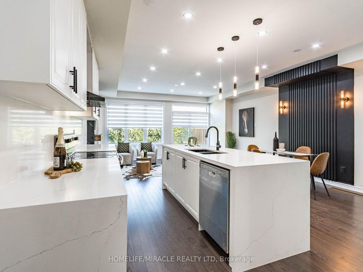 Photo 6 at 1416 Oakmont Common E, Tyandaga, Burlington