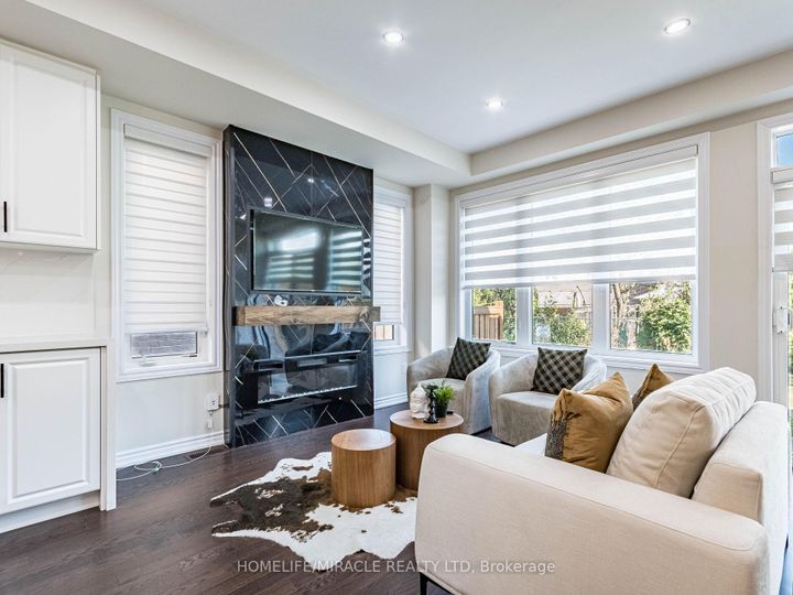 Photo 17 at 1416 Oakmont Common E, Tyandaga, Burlington