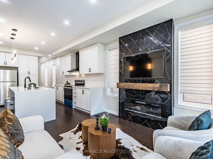 Photo 18 at 1416 Oakmont Common E, Tyandaga, Burlington