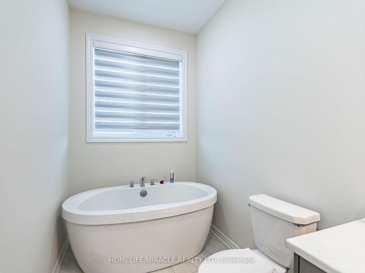 Photo 27 at 1416 Oakmont Common E, Tyandaga, Burlington