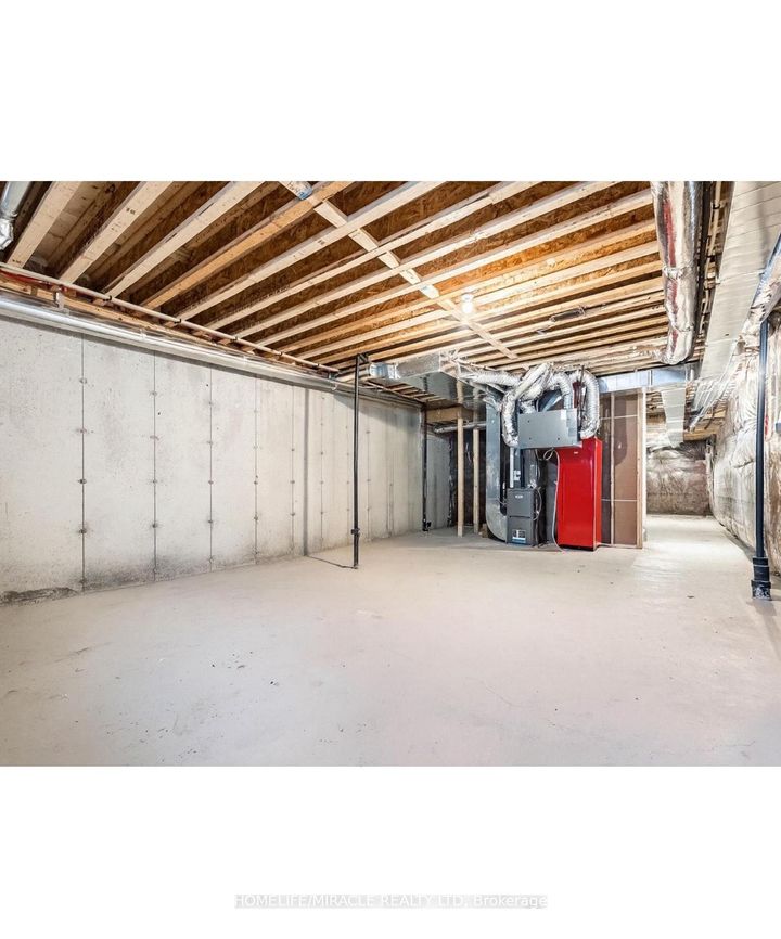 Photo 39 at 1416 Oakmont Common E, Tyandaga, Burlington