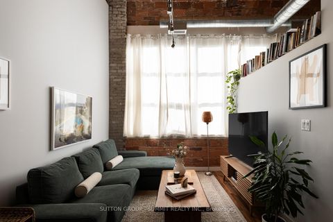 Photo 4 at Ph5 - 2154 Dundas Street W, Roncesvalles, Toronto