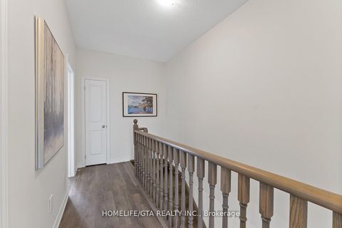 Photo 34 at 7 Holyrood Crescent, Kleinburg, Vaughan