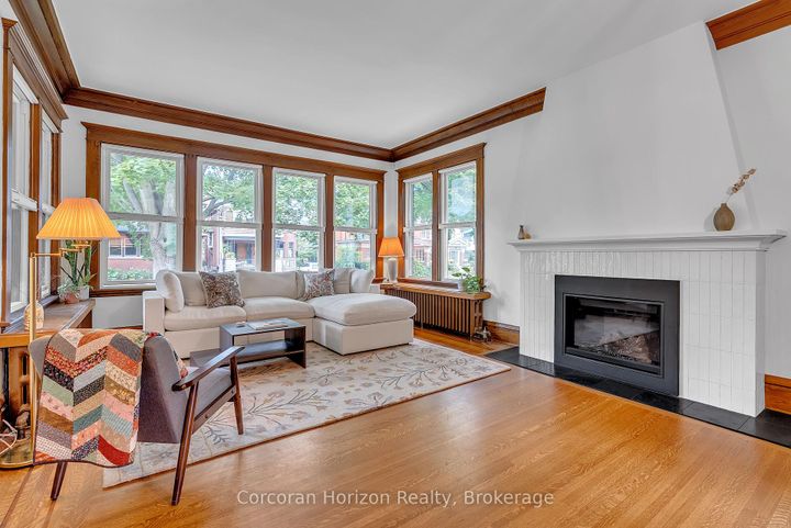 Photo 6 at 121 St Clair Avenue, St. Clair, Hamilton