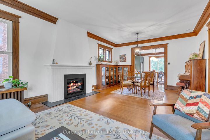 Photo 9 at 121 St Clair Avenue, St. Clair, Hamilton