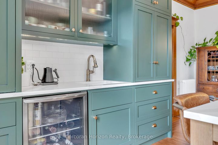 Photo 15 at 121 St Clair Avenue, St. Clair, Hamilton