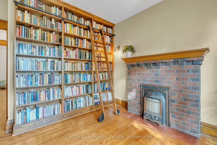 Photo 24 at 121 St Clair Avenue, St. Clair, Hamilton