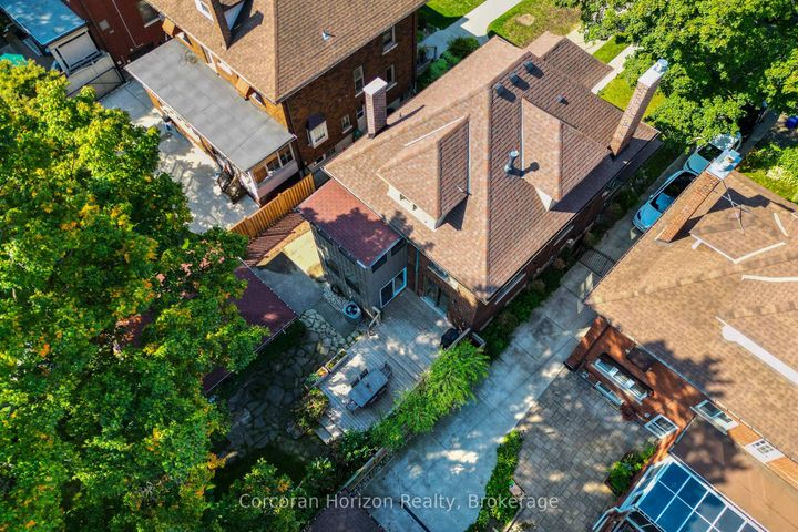 Photo 42 at 121 St Clair Avenue, St. Clair, Hamilton
