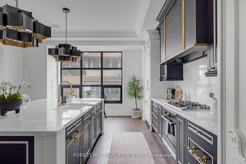 Photo 12 at 303 - 200 Russell Hill Road, Casa Loma, Toronto