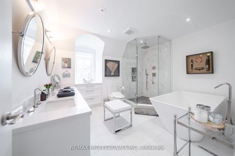 Photo 19 at 205 - 1111 Avenue Road, Eglinton, Toronto