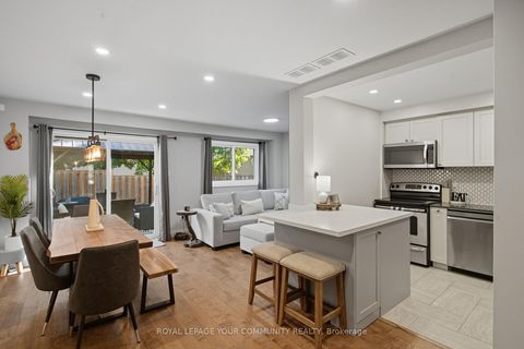 Photo 5 at 23 - 1528 Lancaster Drive, FA Falgarwood, Oakville