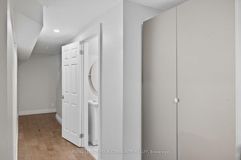 Photo 27 at 23 - 1528 Lancaster Drive, FA Falgarwood, Oakville