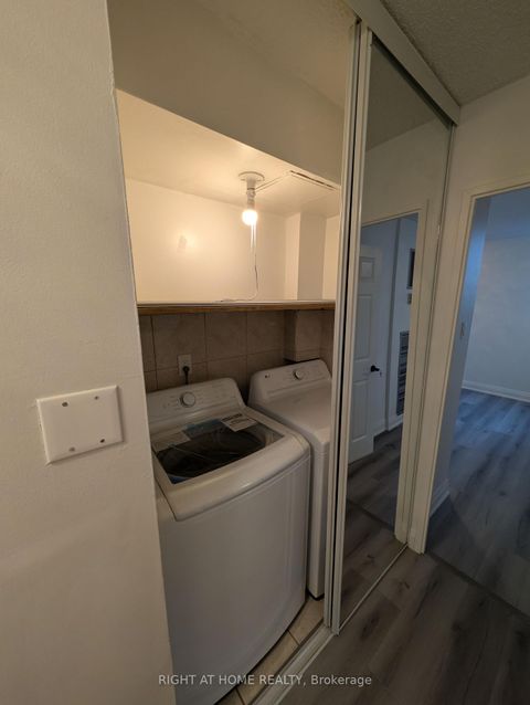 Photo 9 at 412 - 40 Panorama Court, Jamestown, Toronto