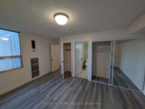 Photo 12 at 412 - 40 Panorama Court, Jamestown, Toronto