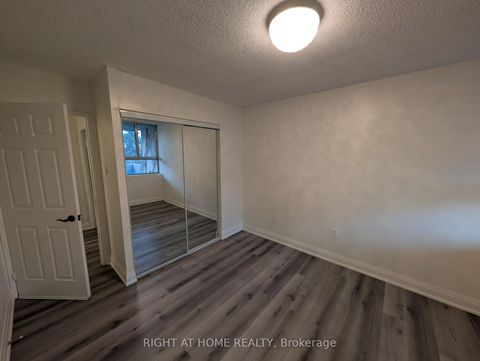 Photo 14 at 412 - 40 Panorama Court, Jamestown, Toronto
