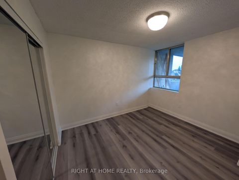 Photo 15 at 412 - 40 Panorama Court, Jamestown, Toronto