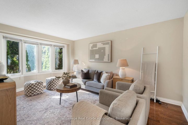 Photo 6 at 359 Salerno Street, McLaughlin, Oshawa