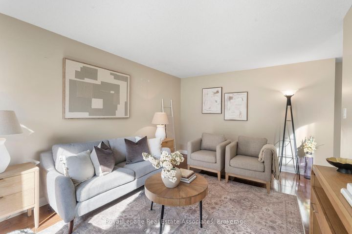 Photo 8 at 359 Salerno Street, McLaughlin, Oshawa