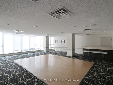 Photo 25 at 488 - 1 Greystone Walk Drive, Kennedy Park, Toronto