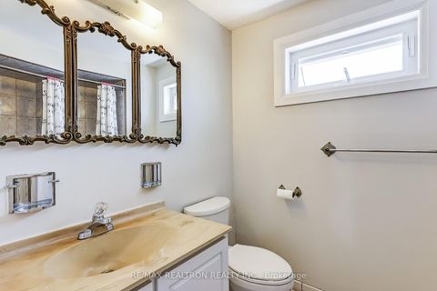 Photo 13 at 18 Axsmith Crescent, Don Valley Village, Toronto
