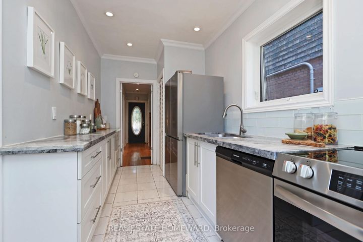 Photo 11 at 7 Bingham Avenue, The Beaches, Toronto