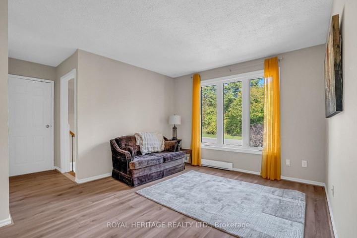 Photo 6 at 1312 Valley Drive, Lakeview, Oshawa