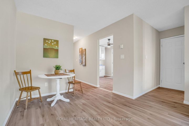 Photo 11 at 1312 Valley Drive, Lakeview, Oshawa