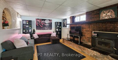 Photo 15 at 2049 Northern Avenue, Alcona, Innisfil