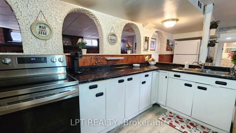 Photo 17 at 2049 Northern Avenue, Alcona, Innisfil