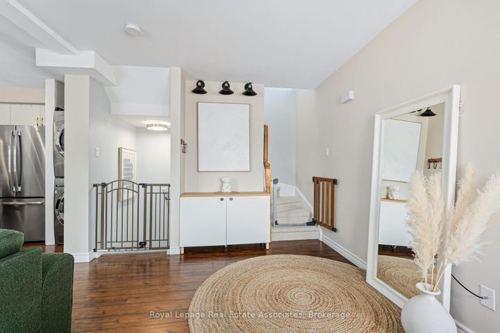 Photo 23 at 54 Wylie Circle, Georgetown, Halton Hills