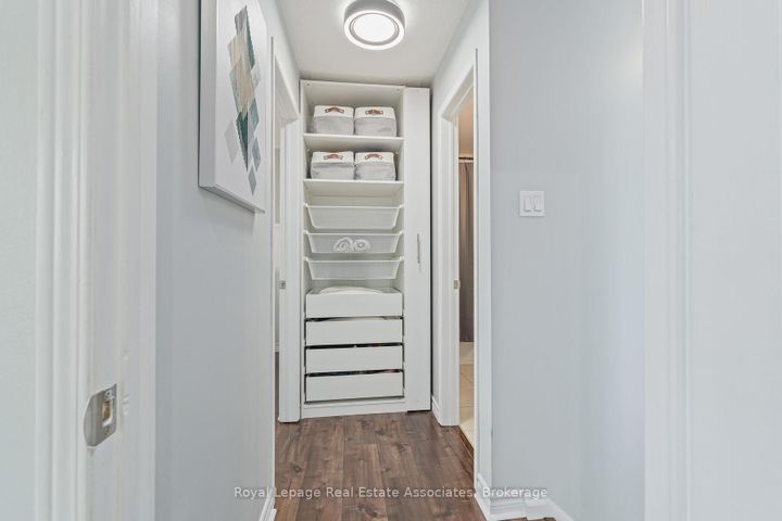 Photo 24 at 54 Wylie Circle, Georgetown, Halton Hills