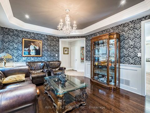 Photo 9 at 35 Noce Way, Vellore Village, Vaughan