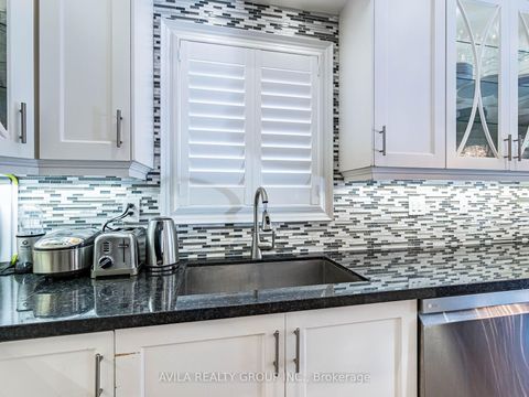 Photo 14 at 35 Noce Way, Vellore Village, Vaughan