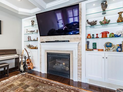 Photo 22 at 35 Noce Way, Vellore Village, Vaughan