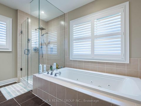 Photo 28 at 35 Noce Way, Vellore Village, Vaughan