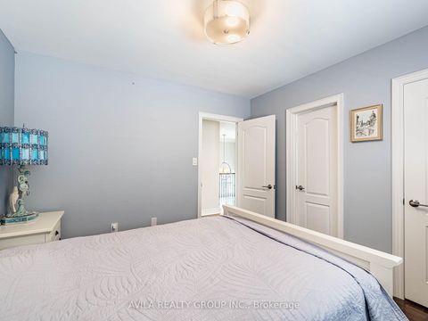 Photo 32 at 35 Noce Way, Vellore Village, Vaughan