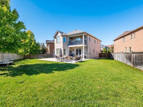 Photo 46 at 35 Noce Way, Vellore Village, Vaughan