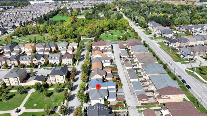 Photo 3 at 23 Bonheur Road, Cathedraltown, Markham