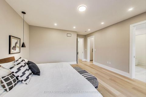 Photo 18 at 36 Doris Drive, Parkview, Toronto