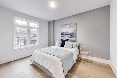 Photo 23 at 36 Doris Drive, Parkview, Toronto