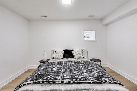 Photo 35 at 36 Doris Drive, Parkview, Toronto