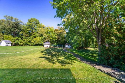 Photo 45 at 39 Elmcrest Road, West Deane, Toronto