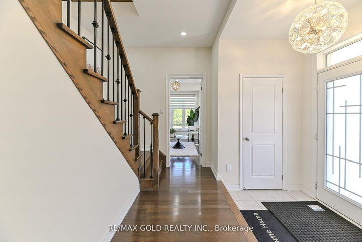 Photo 4 at 59 Cobriza Crescent, Northwest Brampton, Brampton