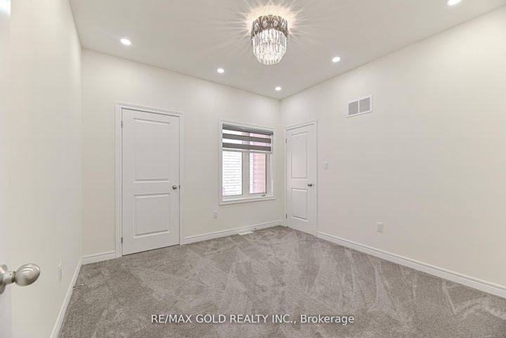Photo 27 at 59 Cobriza Crescent, Northwest Brampton, Brampton