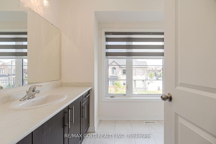 Photo 28 at 59 Cobriza Crescent, Northwest Brampton, Brampton