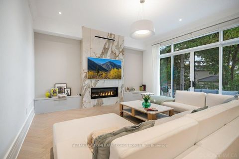 Photo 9 at 34 Greengate Road, Don Mills, Toronto