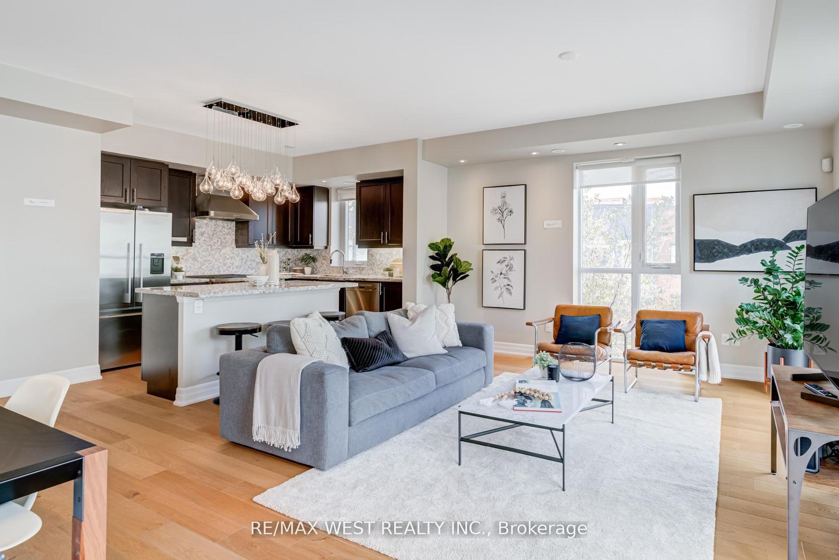 103 - 15 Sousa Mendes Street, Junction, Toronto 2